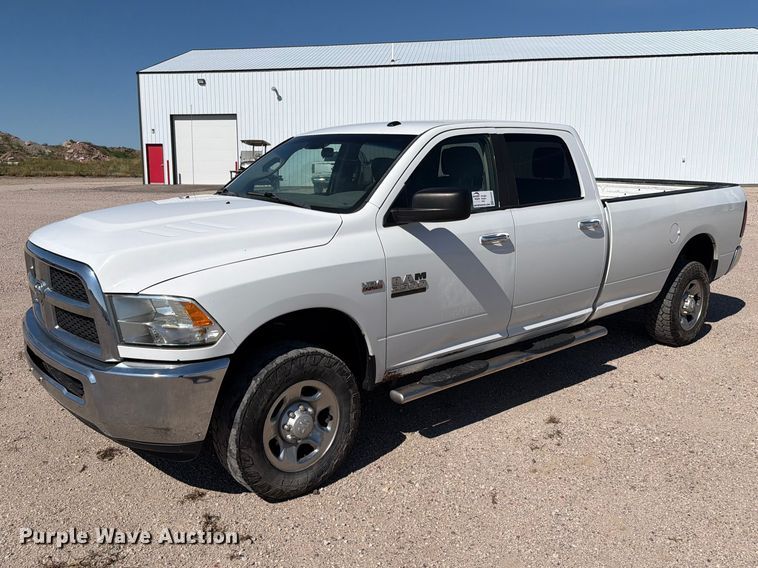 2013 RAM 2500 Crew Cab pickup truck