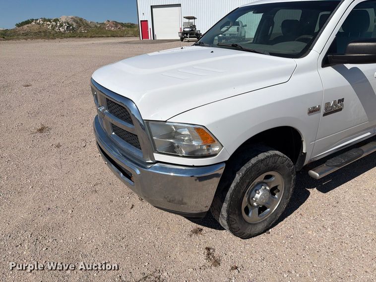image for item EA0437 2013 RAM 2500 Crew Cab pickup truck