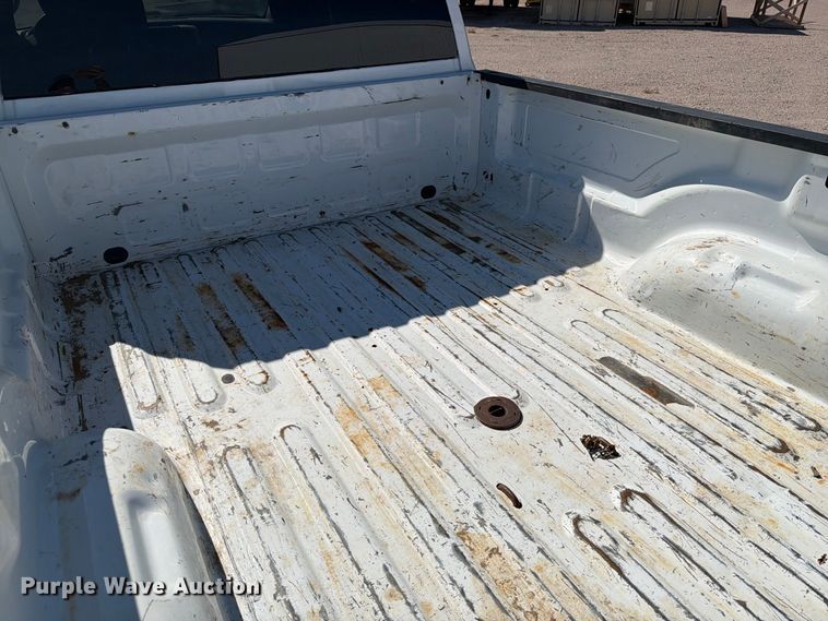 image for item EA0437 2013 RAM 2500 Crew Cab pickup truck