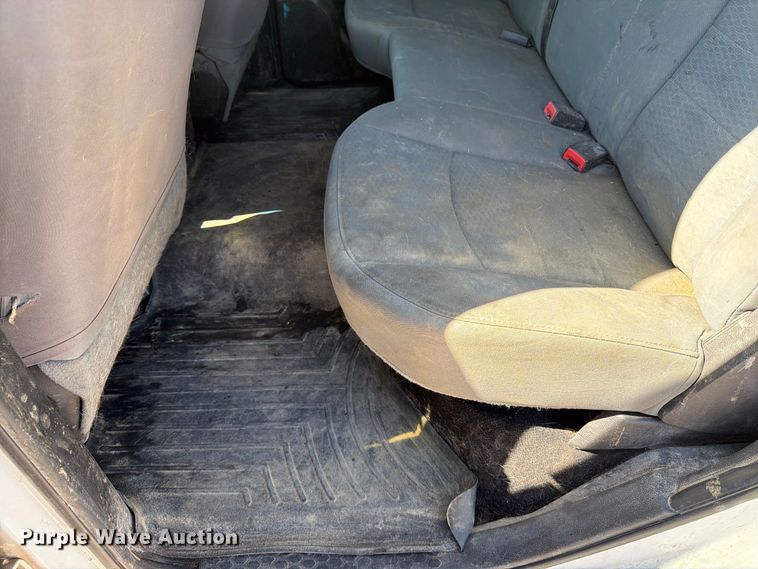 image for item EA0437 2013 RAM 2500 Crew Cab pickup truck