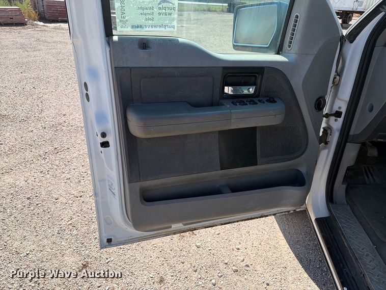 image for item EA0438 2008 Ford F150 Crew Cab pickup truck
