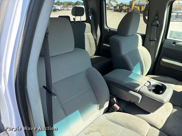 image for item EA0438 2008 Ford F150 Crew Cab pickup truck
