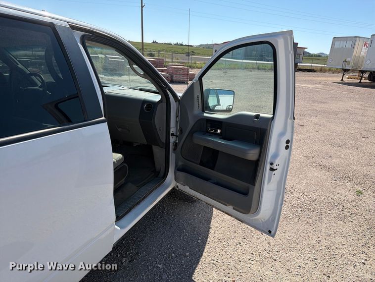 image for item EA0438 2008 Ford F150 Crew Cab pickup truck