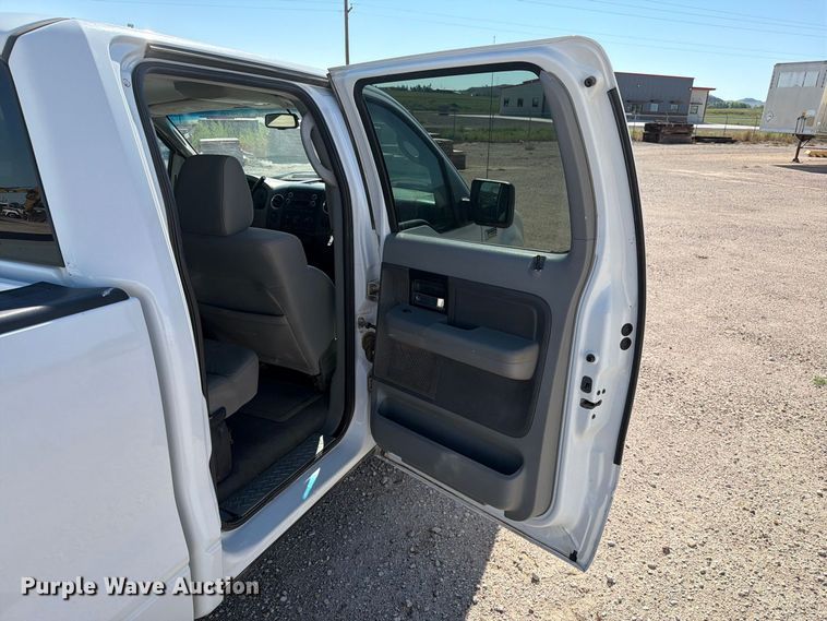 image for item EA0438 2008 Ford F150 Crew Cab pickup truck