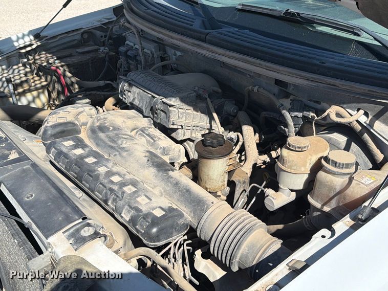 image for item EA0438 2008 Ford F150 Crew Cab pickup truck