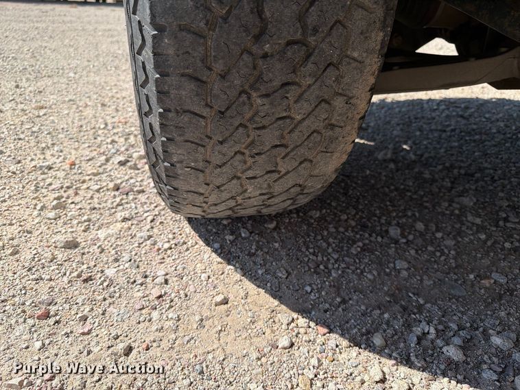 image for item EA0438 2008 Ford F150 Crew Cab pickup truck