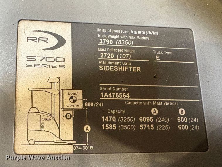 image for item EC8272 2016 Crown RR6Z25-36 reach truck