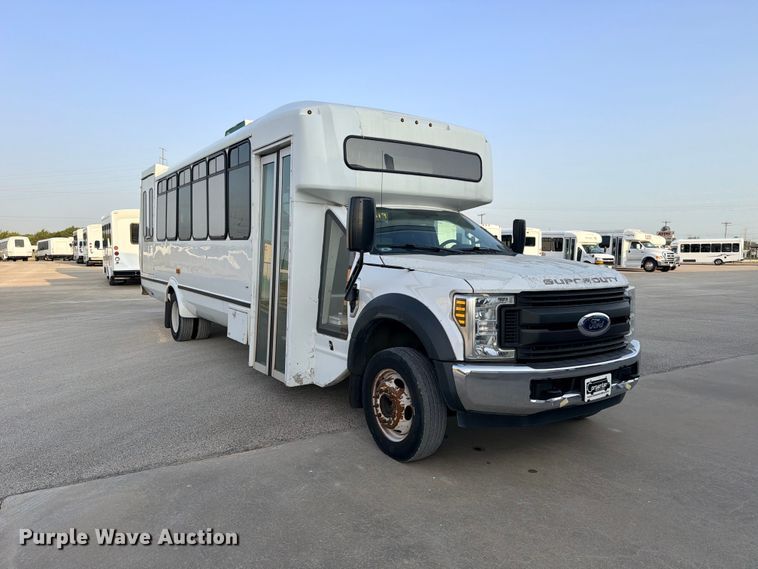 image for item ED5463 2020 Eldorado Ford F550 Super Duty shuttle bus