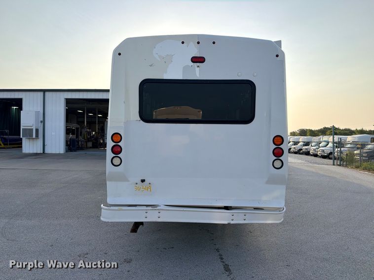image for item ED5463 2020 Eldorado Ford F550 Super Duty shuttle bus