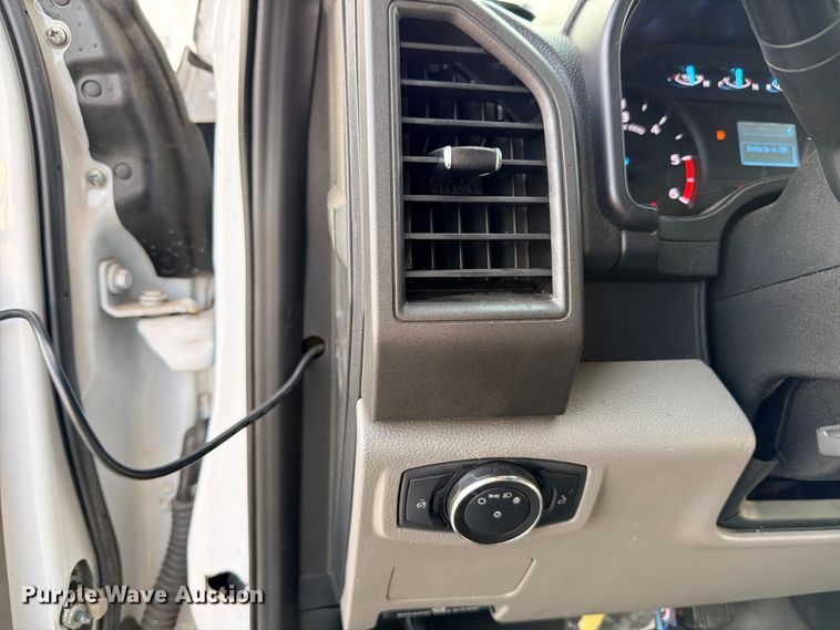 image for item ED5463 2020 Eldorado Ford F550 Super Duty shuttle bus