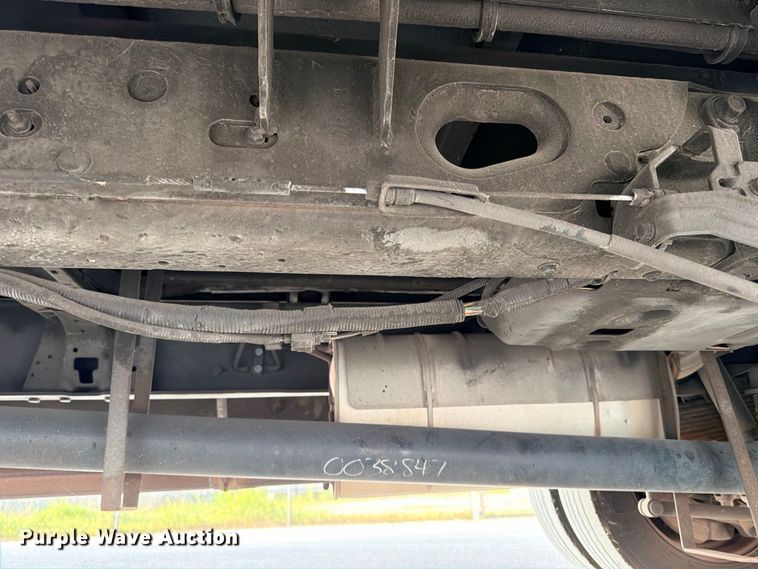 image for item ED5463 2020 Eldorado Ford F550 Super Duty shuttle bus