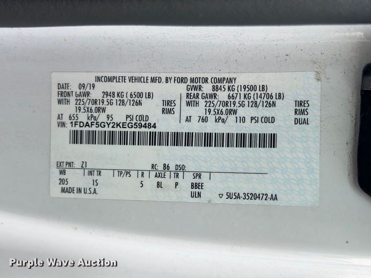 image for item ED5463 2020 Eldorado Ford F550 Super Duty shuttle bus