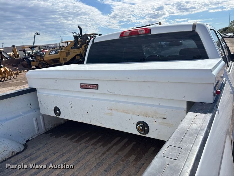image for item EE6472 2015 Chevrolet Silverado 2500HD Ext. Cab pickup truck
