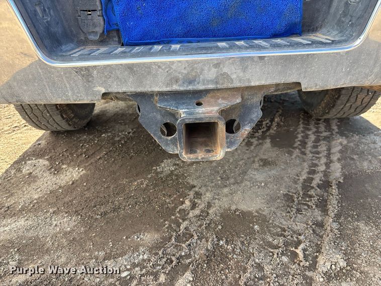 image for item EE6472 2015 Chevrolet Silverado 2500HD Ext. Cab pickup truck