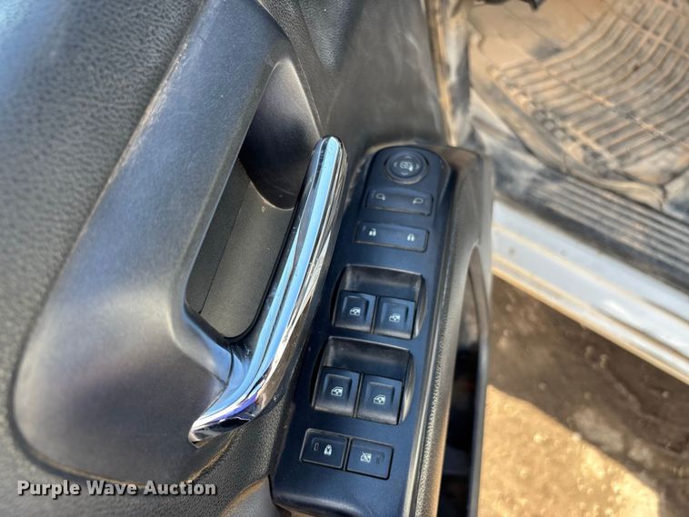 image for item EE6472 2015 Chevrolet Silverado 2500HD Ext. Cab pickup truck