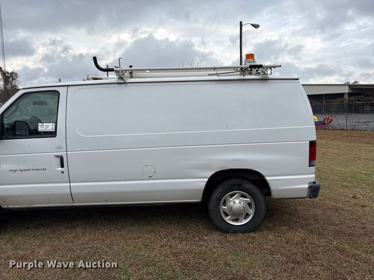 image for item EF1007 2012 Ford E250 van