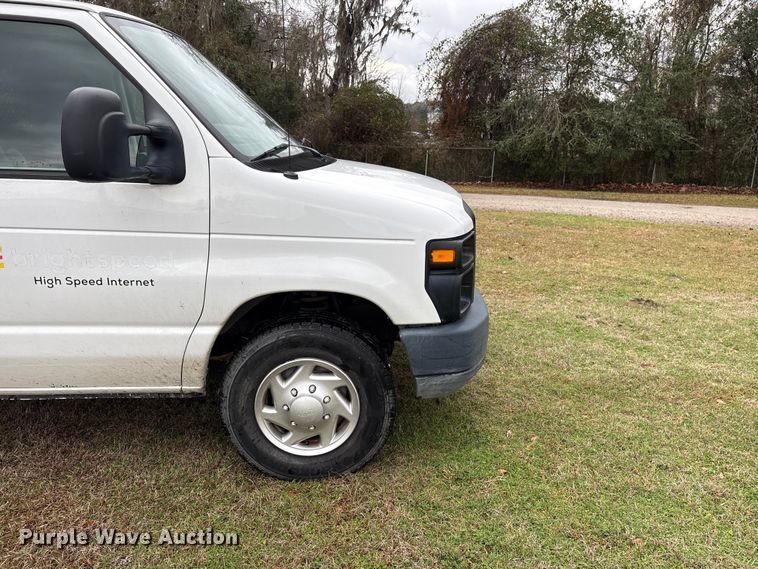 image for item EF1007 2012 Ford E250 van