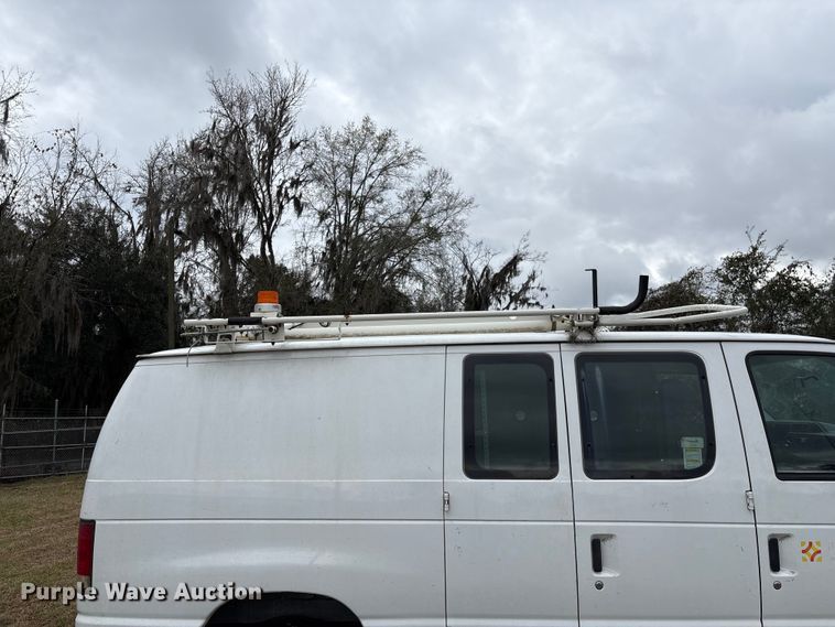 image for item EF1007 2012 Ford E250 van