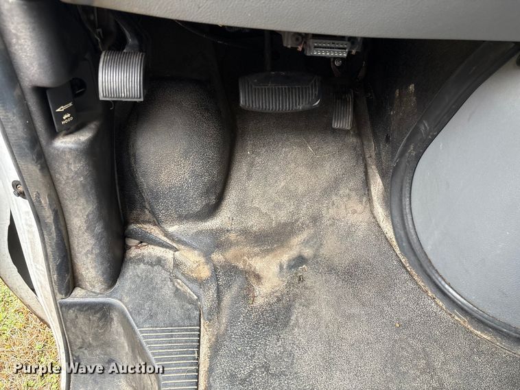 image for item EF1007 2012 Ford E250 van