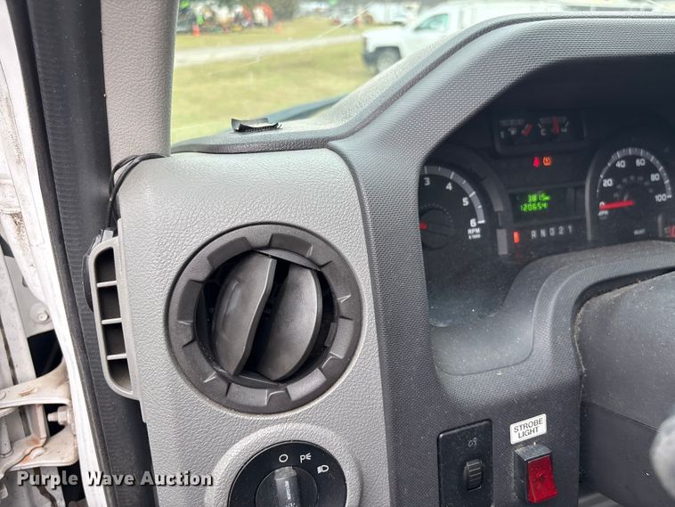 image for item EF1007 2012 Ford E250 van