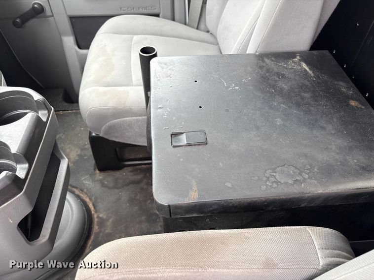 image for item EF1007 2012 Ford E250 van