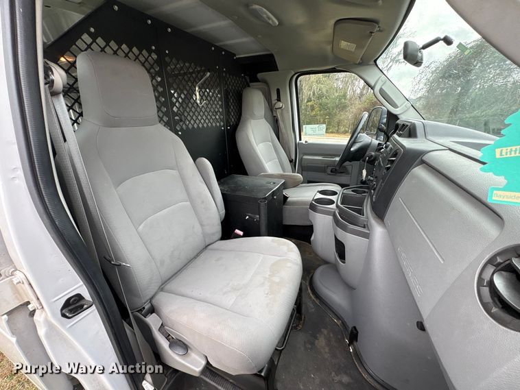 image for item EF1007 2012 Ford E250 van