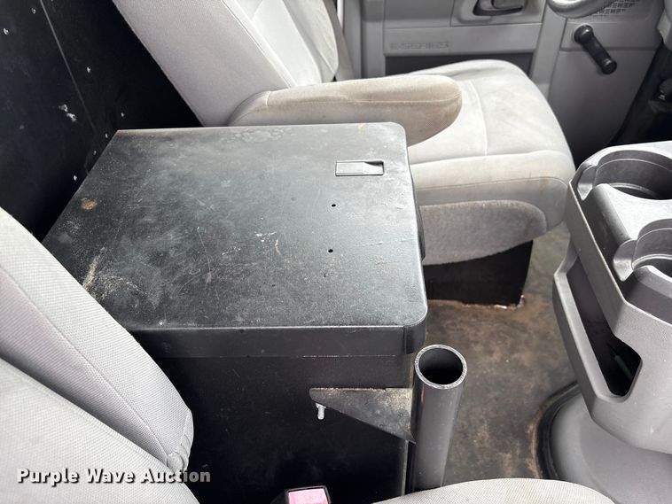 image for item EF1007 2012 Ford E250 van