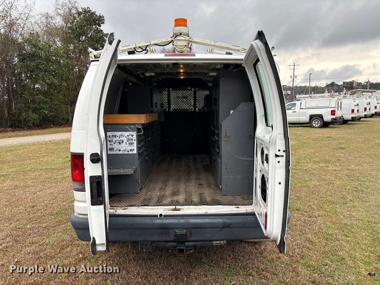 image for item EF1007 2012 Ford E250 van
