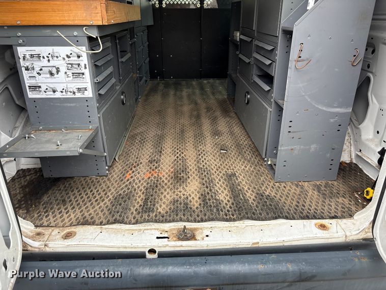 image for item EF1007 2012 Ford E250 van