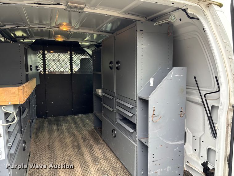 image for item EF1007 2012 Ford E250 van
