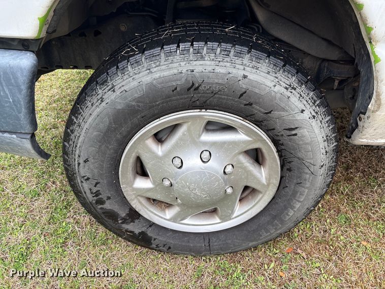 image for item EF1007 2012 Ford E250 van