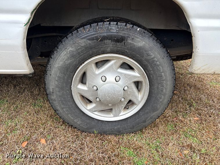 image for item EF1007 2012 Ford E250 van