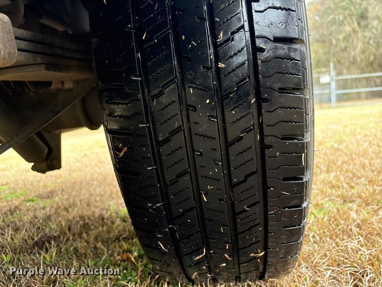 image for item EF1007 2012 Ford E250 van