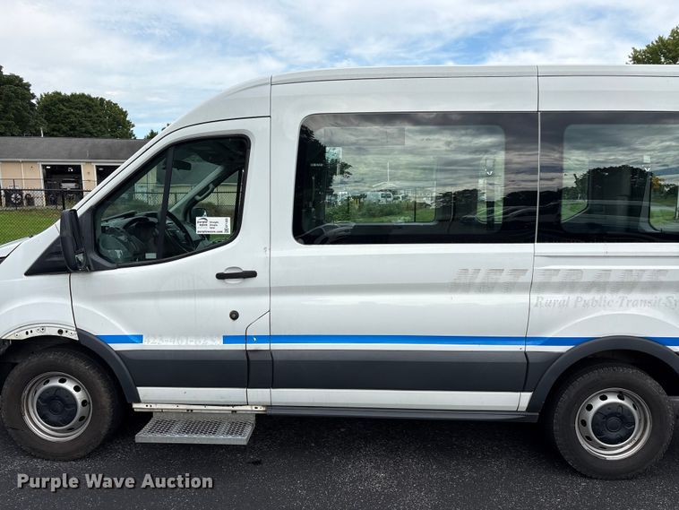 image for item EF1320 2017 Ford Transit van