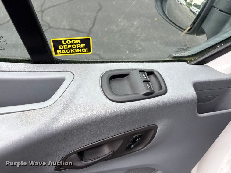 image for item EF1320 2017 Ford Transit van