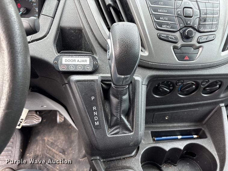 image for item EF1320 2017 Ford Transit van