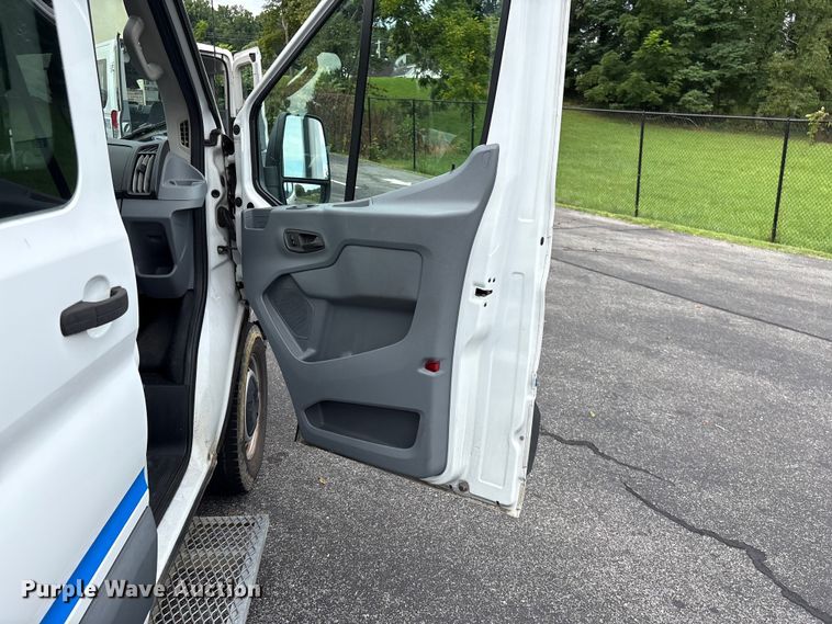image for item EF1320 2017 Ford Transit van