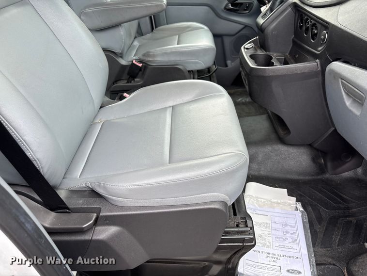 image for item EF1320 2017 Ford Transit van