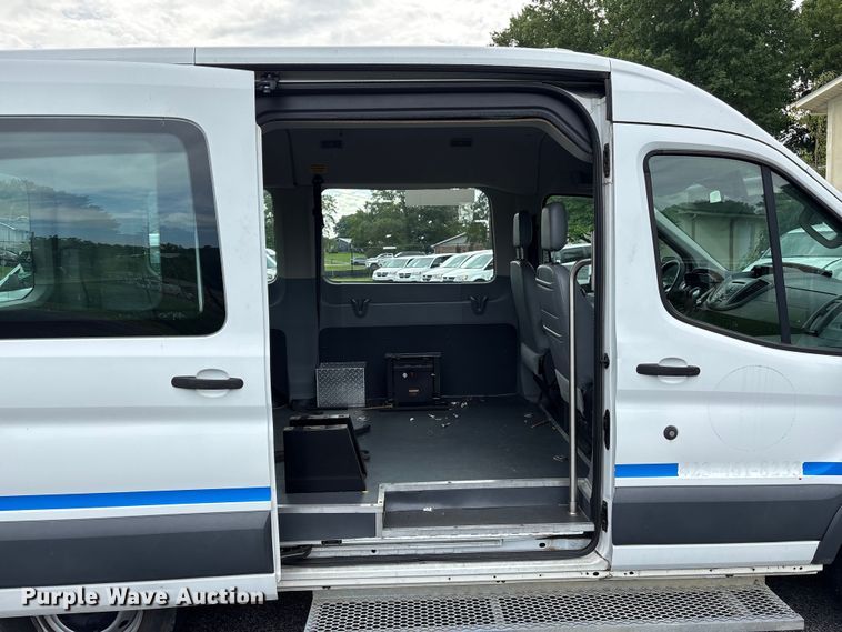 image for item EF1320 2017 Ford Transit van