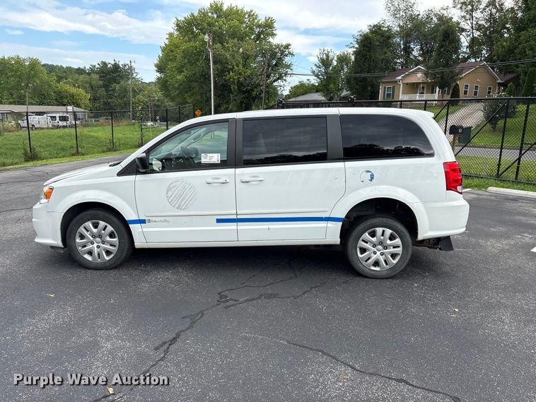 image for item EF1321 2016 Dodge Grand Caravan handicap accessible van