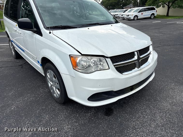 image for item EF1321 2016 Dodge Grand Caravan handicap accessible van