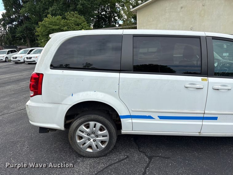image for item EF1321 2016 Dodge Grand Caravan handicap accessible van