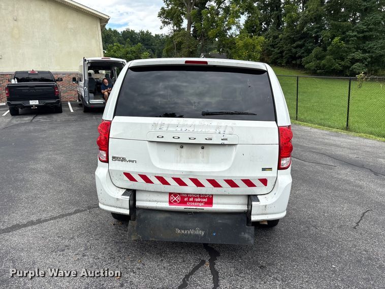 image for item EF1322 2016 Dodge Grand Caravan handicap accessible van