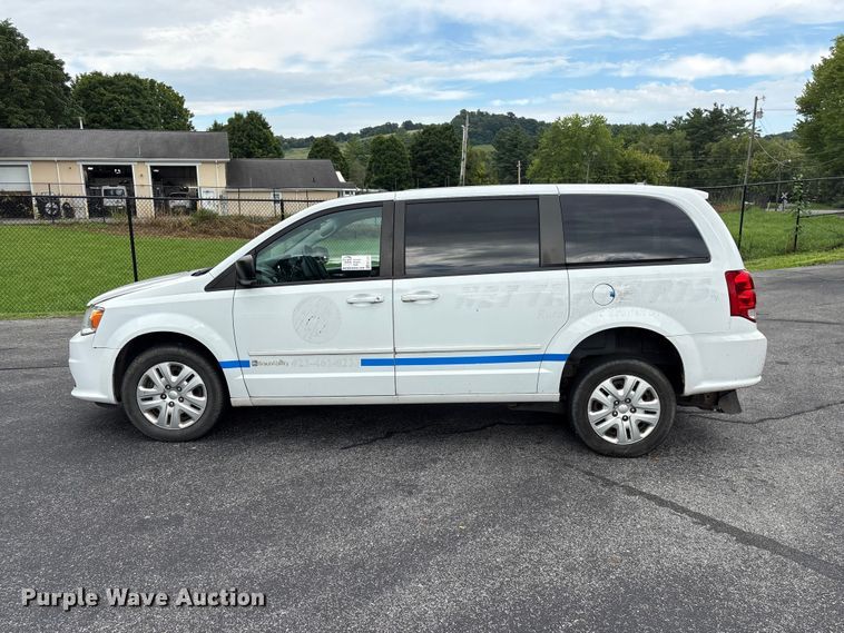 image for item EF1322 2016 Dodge Grand Caravan handicap accessible van