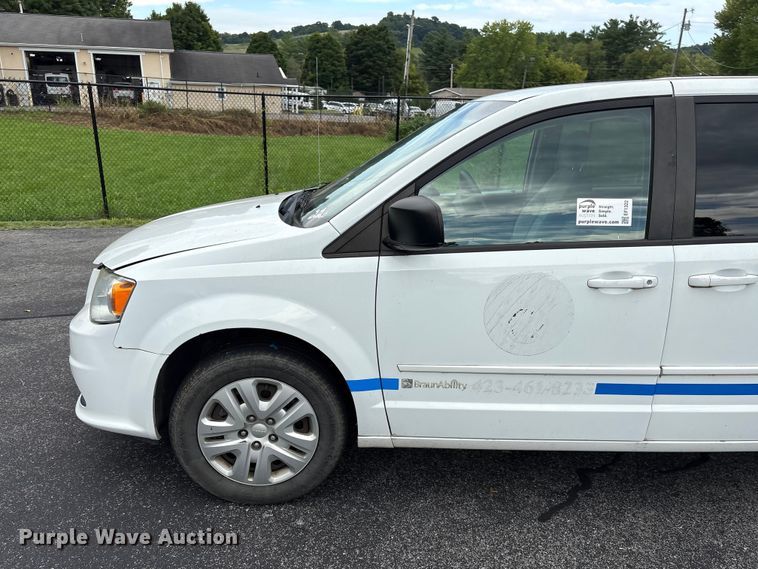 image for item EF1322 2016 Dodge Grand Caravan handicap accessible van
