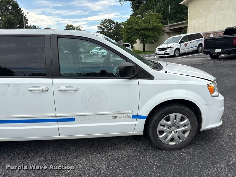 image for item EF1322 2016 Dodge Grand Caravan handicap accessible van