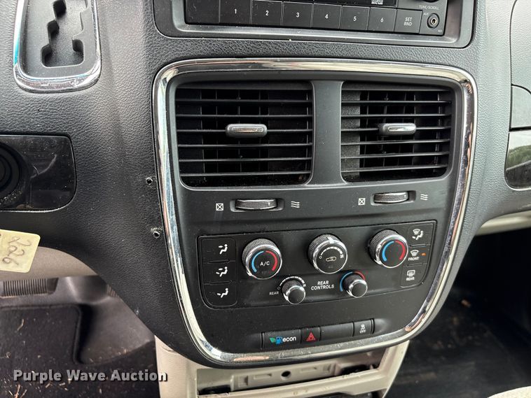 image for item EF1322 2016 Dodge Grand Caravan handicap accessible van
