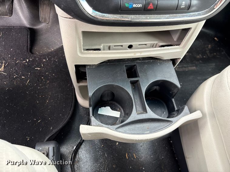 image for item EF1322 2016 Dodge Grand Caravan handicap accessible van