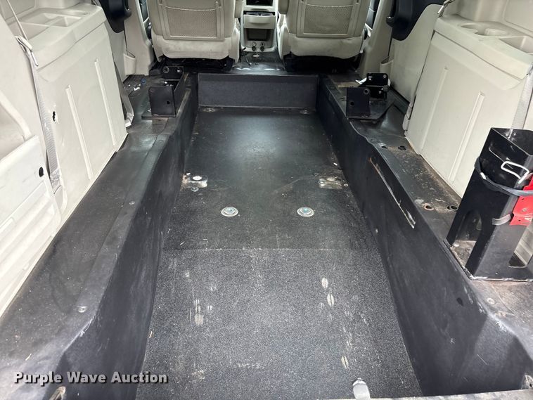image for item EF1322 2016 Dodge Grand Caravan handicap accessible van