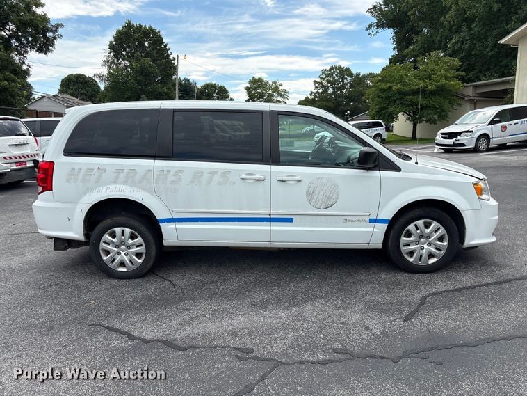 image for item EF1323 2017 Dodge Grand Caravan handicap accessible van